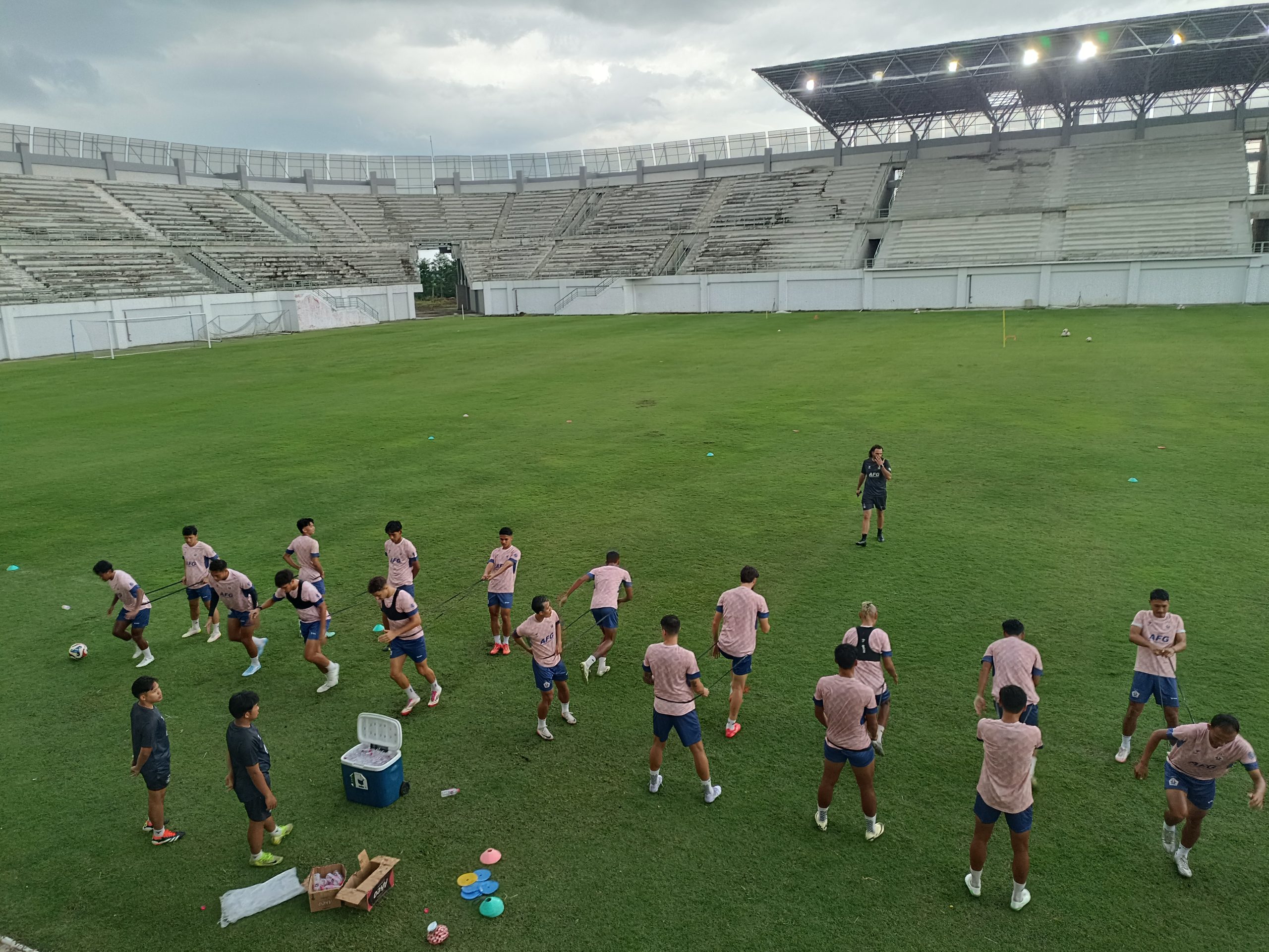 Dua Rekrutan Anyar Persik Kediri Mulai Berlatih, Marcos Reina Torres Pantau Proses Adaptasi