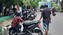 Tradisi Ziarah Jelang Ramadan di Kediri Bawa Berkah Ekonomi bagi Tukang Parkir