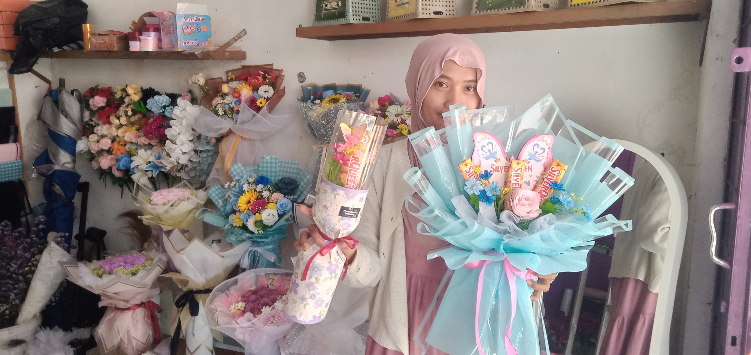 Valentine Menggeliatkan Ekonomi Florist Jombang, Pesanan Buket Melonjak