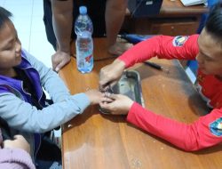 Jari Melepuh Terjerat Cincin Mainan, Bocah Minta Bantuan Damkar Kediri
