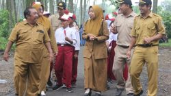 Warga, Guru, dan Siswa SDN Gadungan 3 Sambut Pembangunan Jalan Tembus Baru