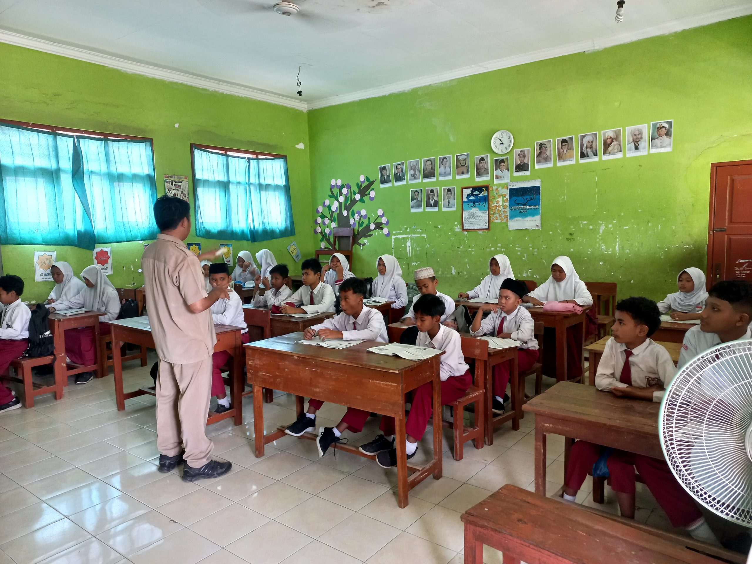 Hari Pertama Masuk Sekolah di Awal Puasa, Siswa Diawali Apel dan Siraman Rohani