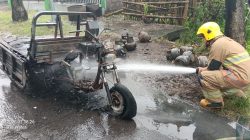Diduga Konsleting Mesin, Motor Roda Tiga Pengangkut 45 Tabung Gas Terbakar di Wates