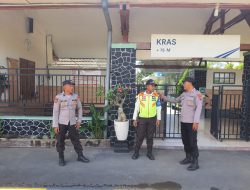Patroli Obvit, Pastikan Wilayah Stasiun KA Kras Aman