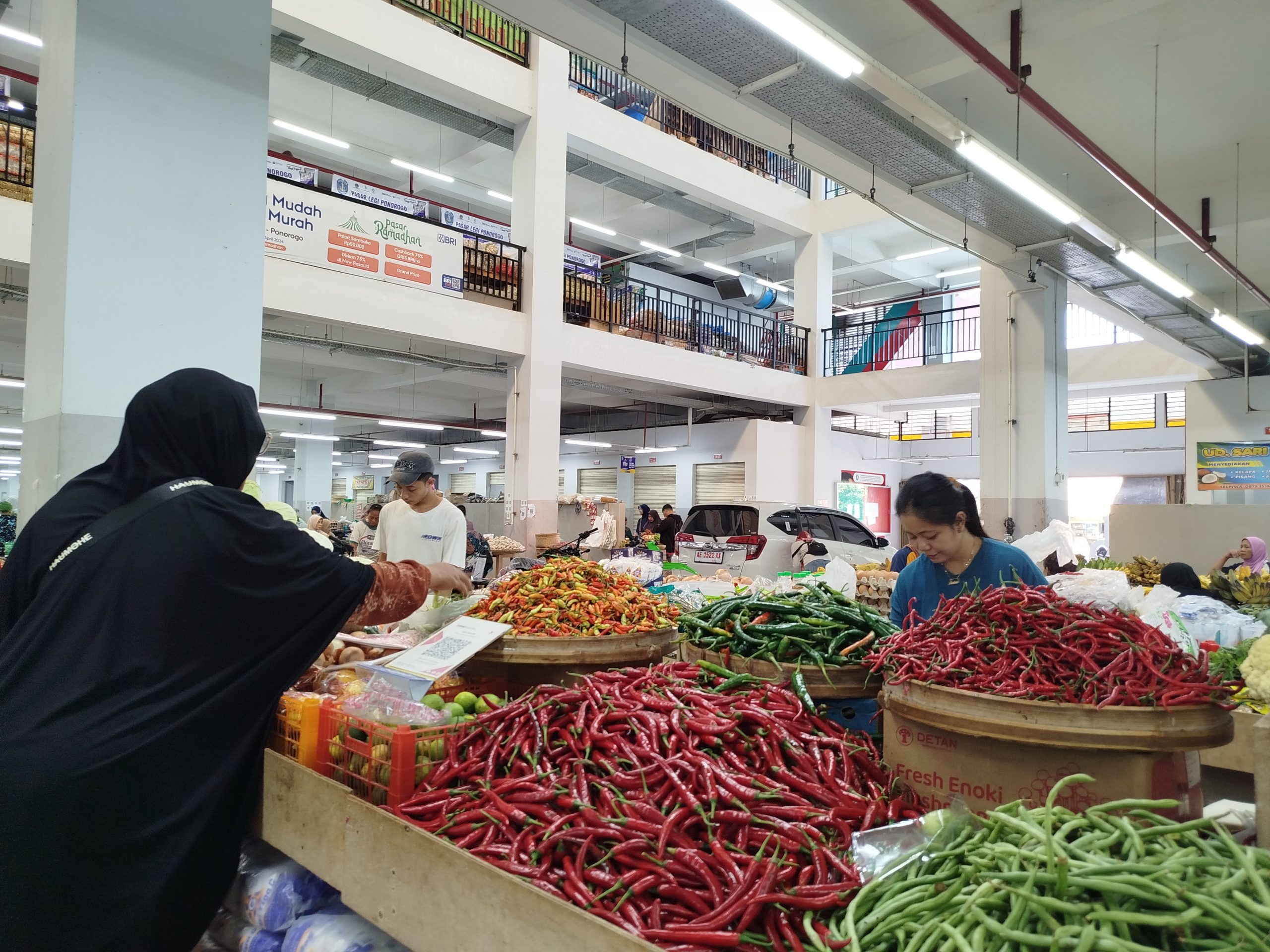 Awal Ramadan, Harga Cabai dan Daging Ayam di Ponorogo Merangkak Naik