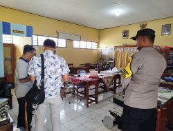 Kantor SMK Al Inabah Ponorogo Dirusak OTK, Polisi Temukan Pedang Katana di TKP