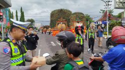 Satlantas Polres Ponorogo Sosialisasi Tertib Lalin Pakai Reyog, Sasar Pelajar di Ops Keselamatan Semeru 2026