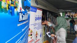 Kas Keliling BI Kediri Diserbu, Ratusan Warga Ponorogo Antre Sejak Pagi