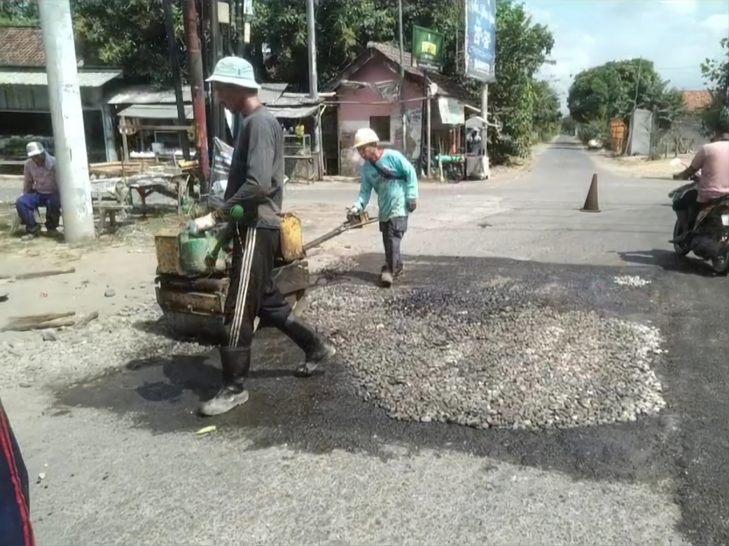Dua Ruas Jalan di Tulungagung Diperbaiki Lewat IJD, Anggaran Rp18 Miliar