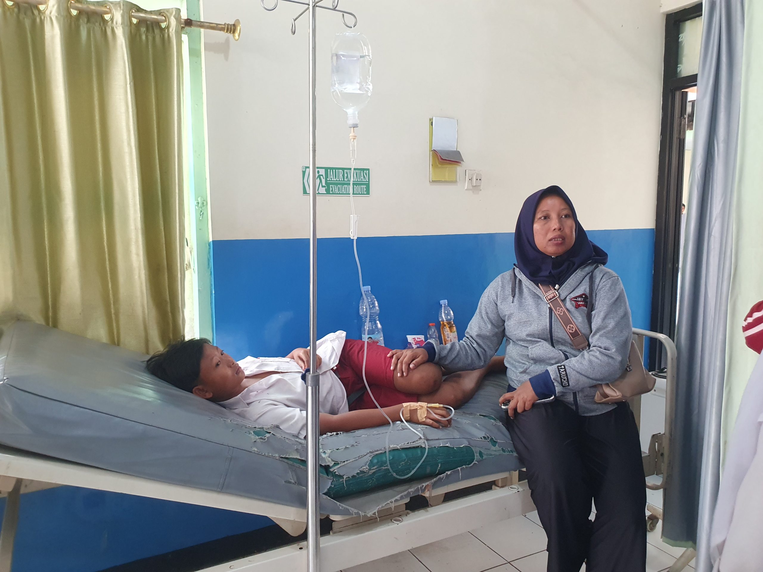 Diduga Keracunan MBG, 24 Siswa SDN 3 Bungur Tulungagung Dilarikan ke Puskesmas