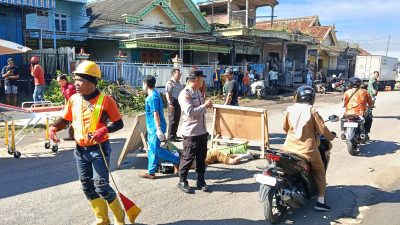 Kecelakaan Beruntun Akibat Jalan Berlubang di Tulungagung, Seorang Pemotor Tewas di Lokasi