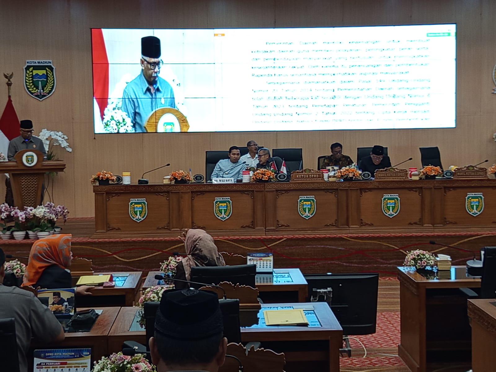 DPRD Kota Madiun Sampaikan Nota Penjelasan Tiga Raperda Inisiatif Tahap I 2026