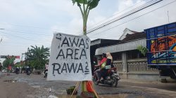 Aksi Tanam Pohon Pisang Warnai Protes Jalan Rusak, Pemkab Tulungagung Targetkan Perbaikan Tuntas Sebelum Idul Fitri