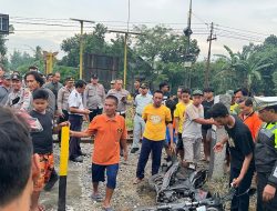 Kecelakaan Maut di Perlintasan Tanpa Palang, Warga Nglegok Tewas Tertabrak KA Singasari