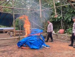 Polisi Bongkar Lokasi Diduga Arena Sabung Ayam di Gedangan Malang