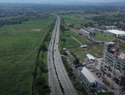 Arus Mudik ke Malang Meningkat, Volume Kendaraan di Gerbang Tol Naik