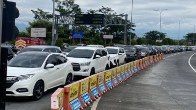 Mudik Lebaran 2026, Ratusan Ribu Kendaraan Padati Tol Pandaan–Malang
