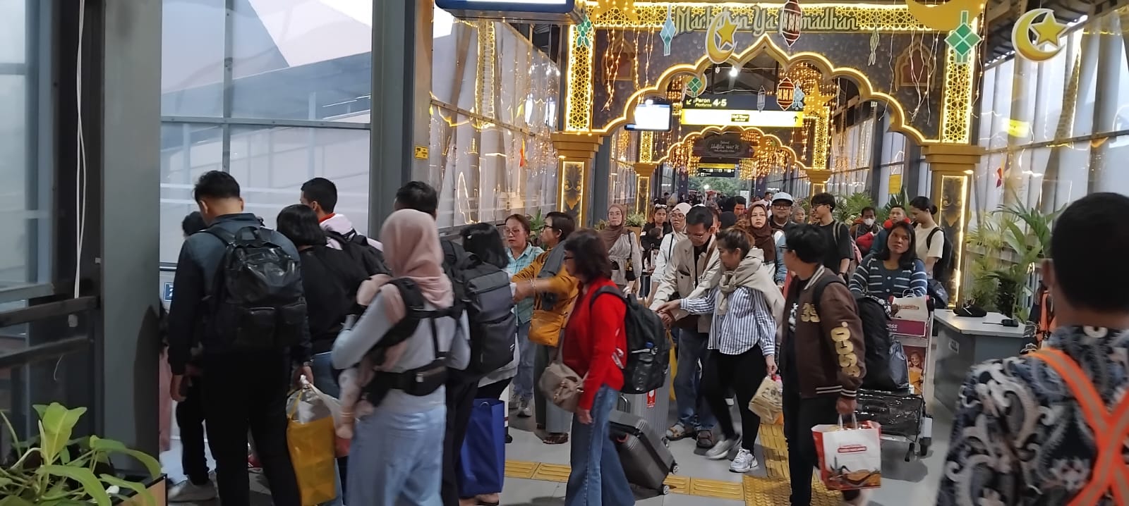 Sambut Lebaran, KAI Daop 8 Surabaya Luncurkan Promo Tarif Parsial dari Stasiun Malang