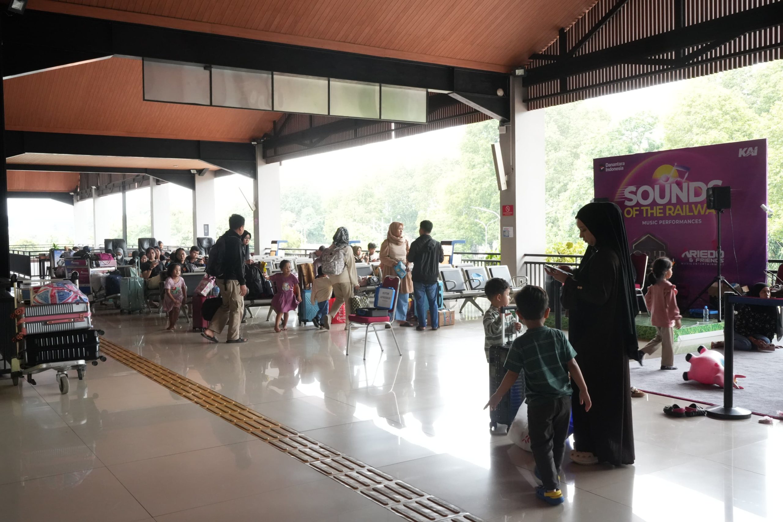 Arus Balik di Malang Raya Masih Tinggi, Ribuan Tiket Promo KAI Daop 8 Surabaya Tersedia