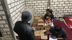 Nekat Jualan Miras Saat Ramadan, Warung Kopi di Karangbinangun Digerebek Satresnarkoba Polres Lamongan