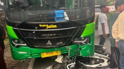 Tragis, Motor Satu Keluarga Tertabrak Bus Trans Jatim di Solokuro Lamongan, Satu Orang Tewas