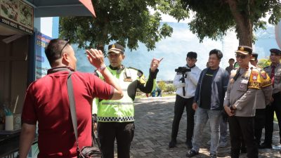 Pastikan Libur Lebaran Aman, Kapolres Lamongan Pantau Jalur Wisata