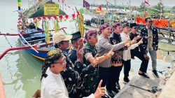 Ribuan Warga Meriahkan Festival Kupatan Tanjung Kodok 2026, Tradisi Warisan Sunan Kalijaga Terus Dilestarikan