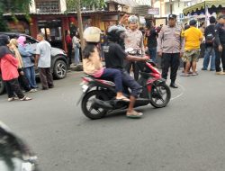 GRIB Jaya Kota Kediri Tebar 1.000 Takjil di Jalan Doho, Pintu Masuk Stasiun Jadi Lautan Kepedulian