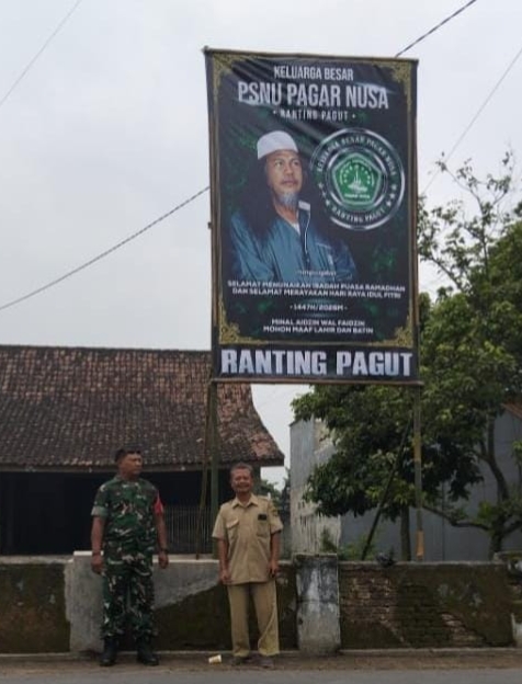 Banner Perguruan Silat Ditertibkan, Babinsa dan Trantib Blabak Bergerak Jaga Kondusivitas Ramadan