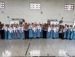 Police Goes To School, Satlantas Polres Kediri Kota Gembleng Siswa SMAN 4 Jadi Pelopor Keselamatan