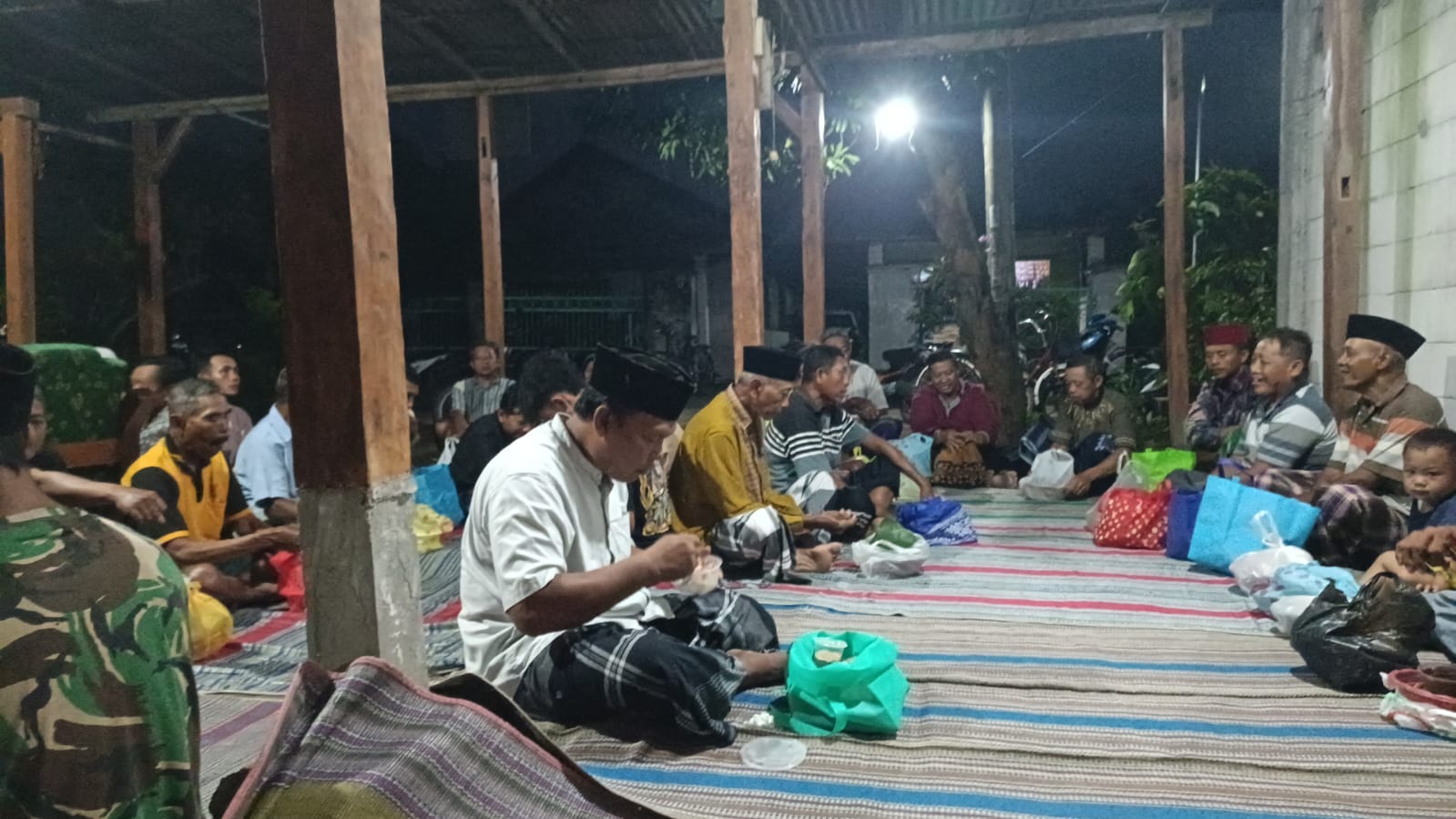 Tradisi Kupatan di Lengkong, Momentum Silaturahmi dan Pelestarian Budaya