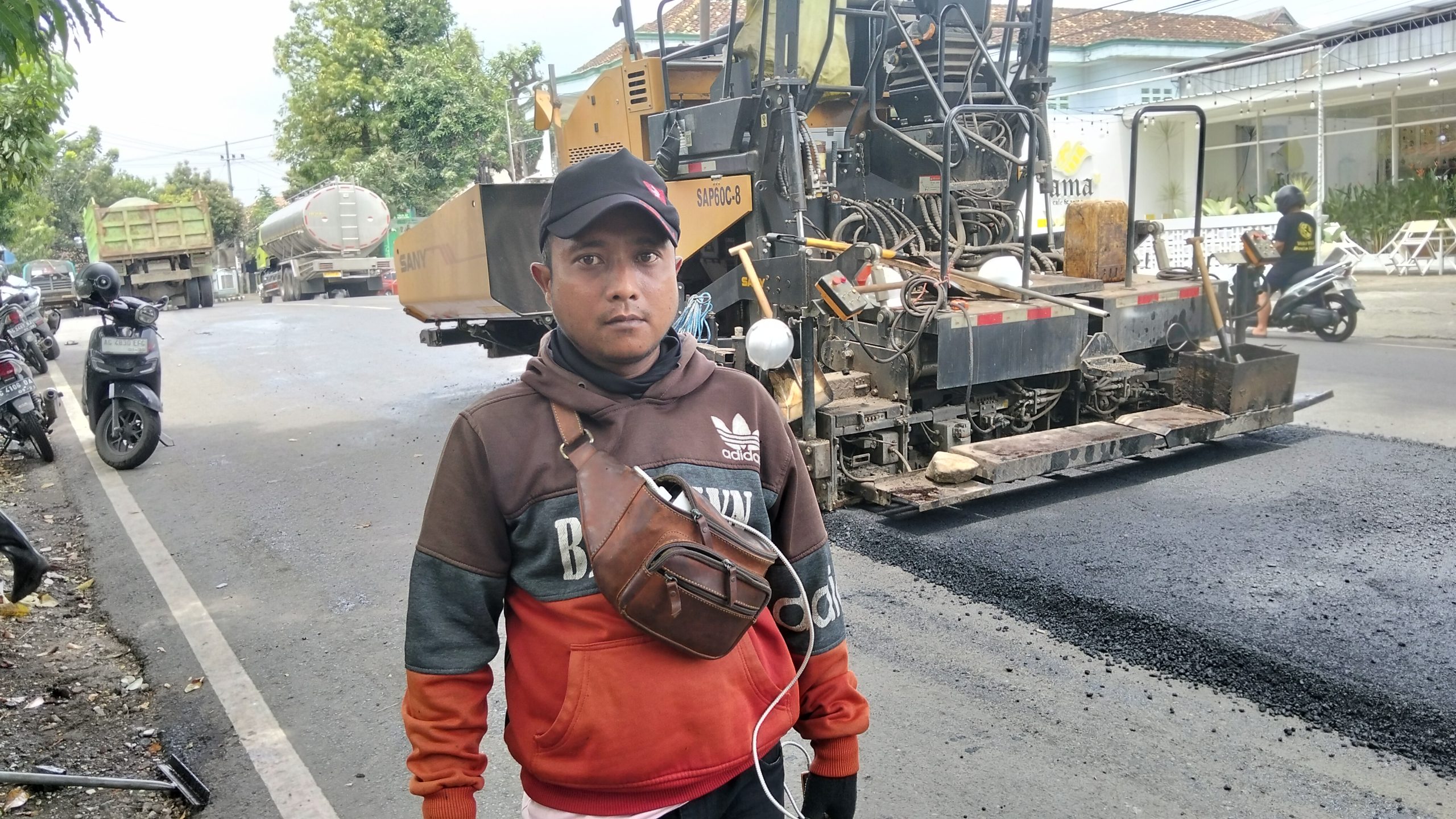 Dikebut Jelang Lebaran, Peningkatan Jalan Imam Bonjol Kediri Sepanjang 830 Meter Mulai Dikerjakan