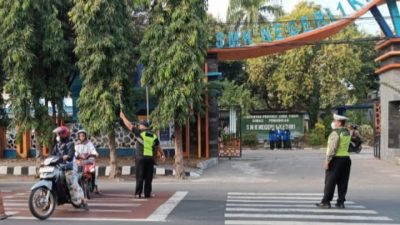 Sapa Pagi Polsek Mojoroto, Arus Lalu Lintas di Empat Simpang Utama Kota Kediri Terpantau Aman dan Lancar