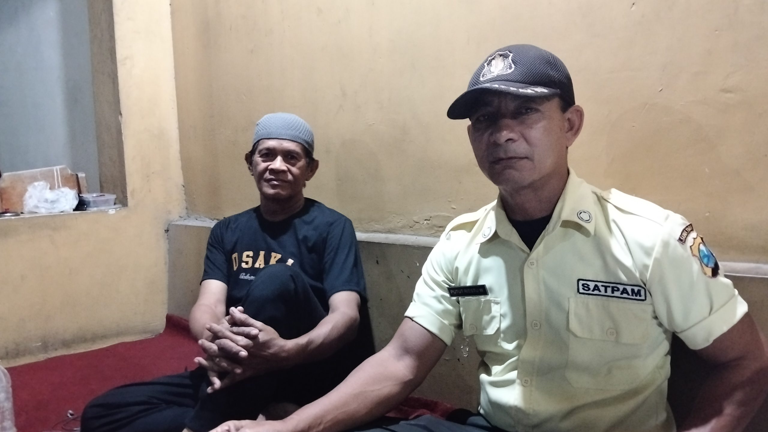 Lebaran Ditinggal Mudik, Warga Perumnas Ngronggo Tutup Portal Gang demi Keamanan Maksimal