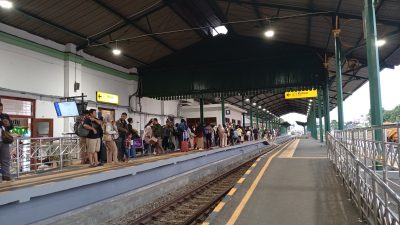 Puncak Arus Balik Lebaran, Daop 7 Madiun Layani 17.404 Penumpang Berangkat dalam Sehari