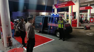 Polsek Kediri Kota Pastikan Situasi Obyek Vital Aman, Bhabinkamtibmas Kampung Dalem Pantau Titik Strategis