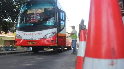 Puncak Arus Balik Lebaran 2026 di Terminal Gayatri Tulungagung Tembus 9 Ribu Penumpang per Hari