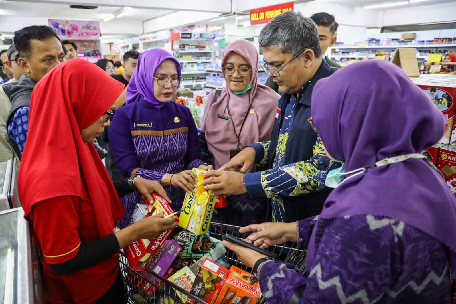 Jelang Lebaran, Pemkot Kediri Sidak Parcel dan BDKT Pastikan Produk Aman Dikonsumsi