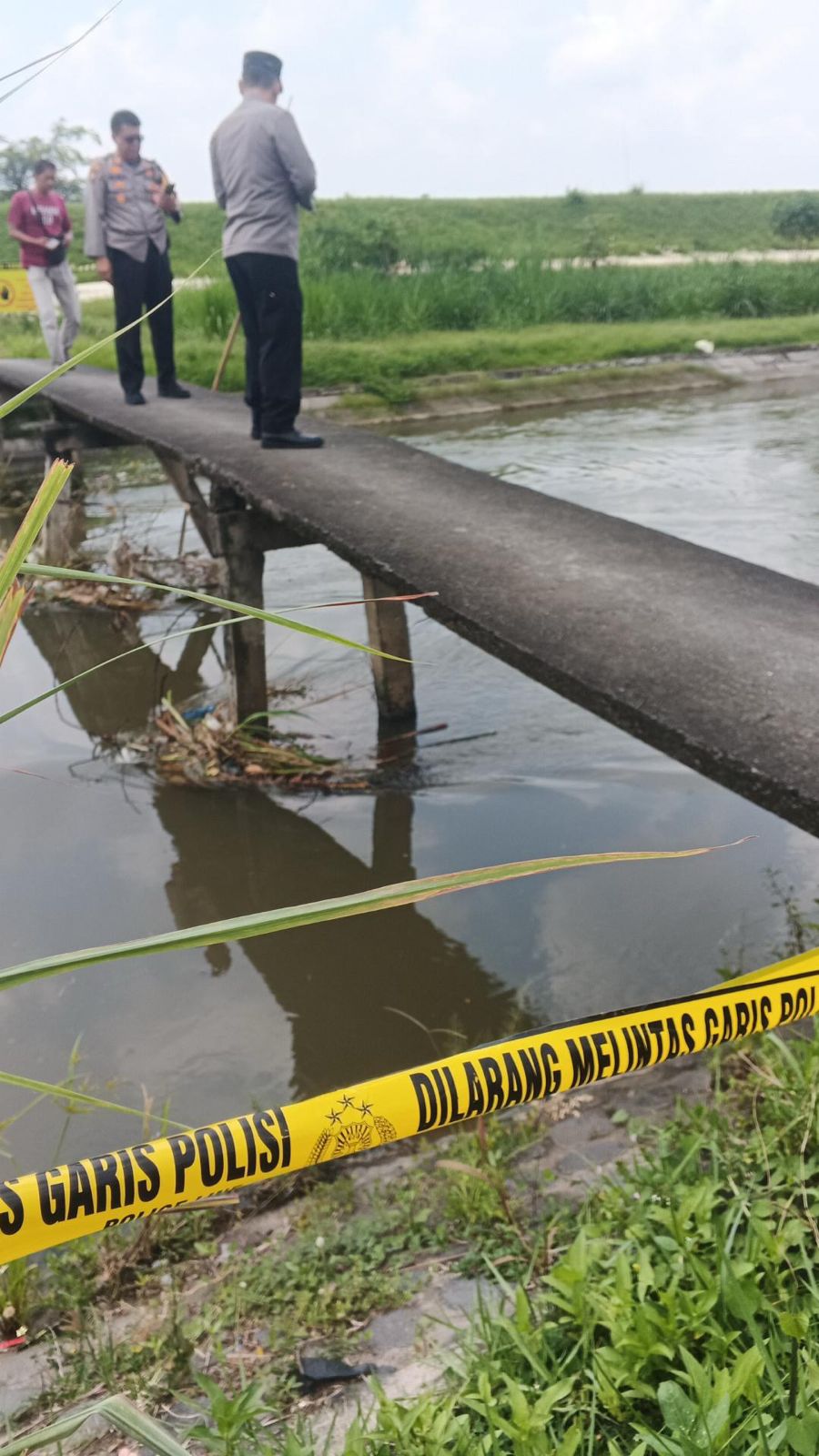 Bayi Perempuan Ditemukan Mengapung di Sungai Megaluh, Polisi Selidiki Kasusnya