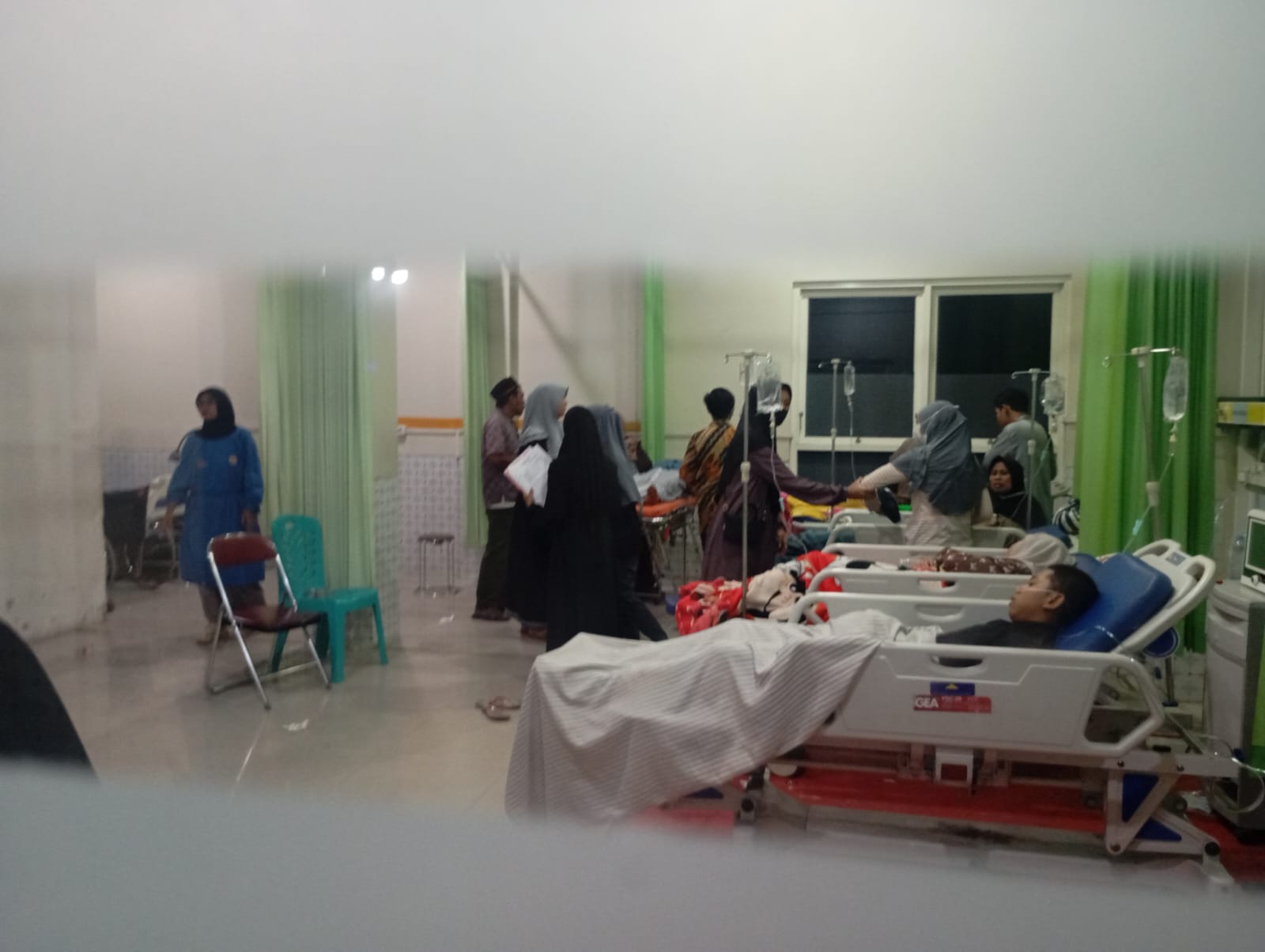 Santri Ponpes di Mojoagung Dilarikan ke Rumah Sakit, Diduga Keracunan Usai Berbuka Puasa