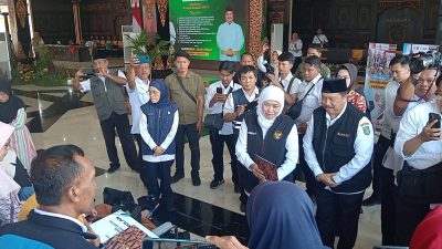 Khofifah Tinjau Pasar Murah di Jombang, Pastikan Stok Pangan Aman Jelang Lebaran