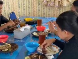 Warung Pecel Lele Legendaris di Jombang Jadi Favorit Pemudik, Andalkan Sambal Terasi Khas