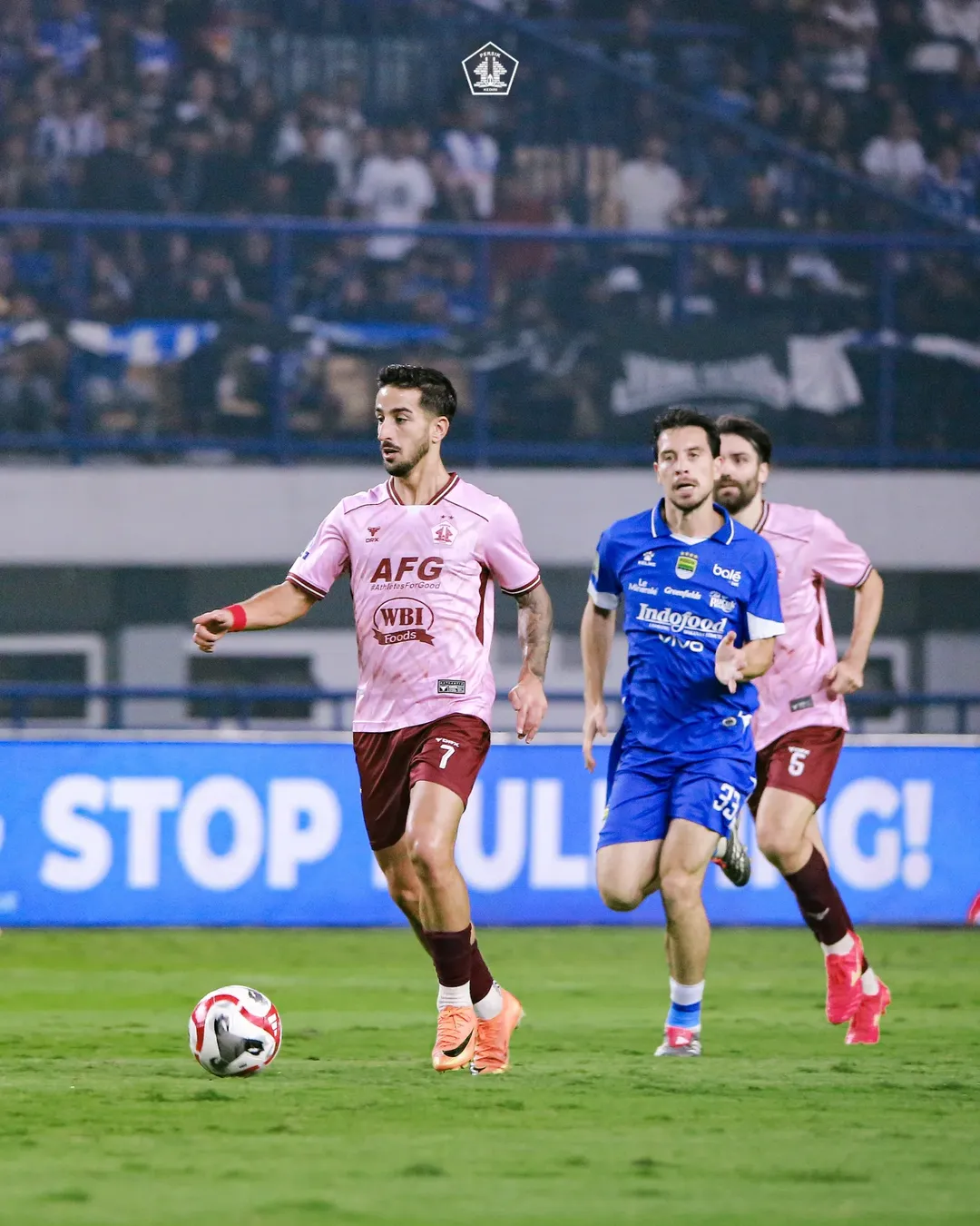Persib Bandung Menang Telak 3-0 dari Persik Kediri, Dua Gol Lewat Tendangan Penalti