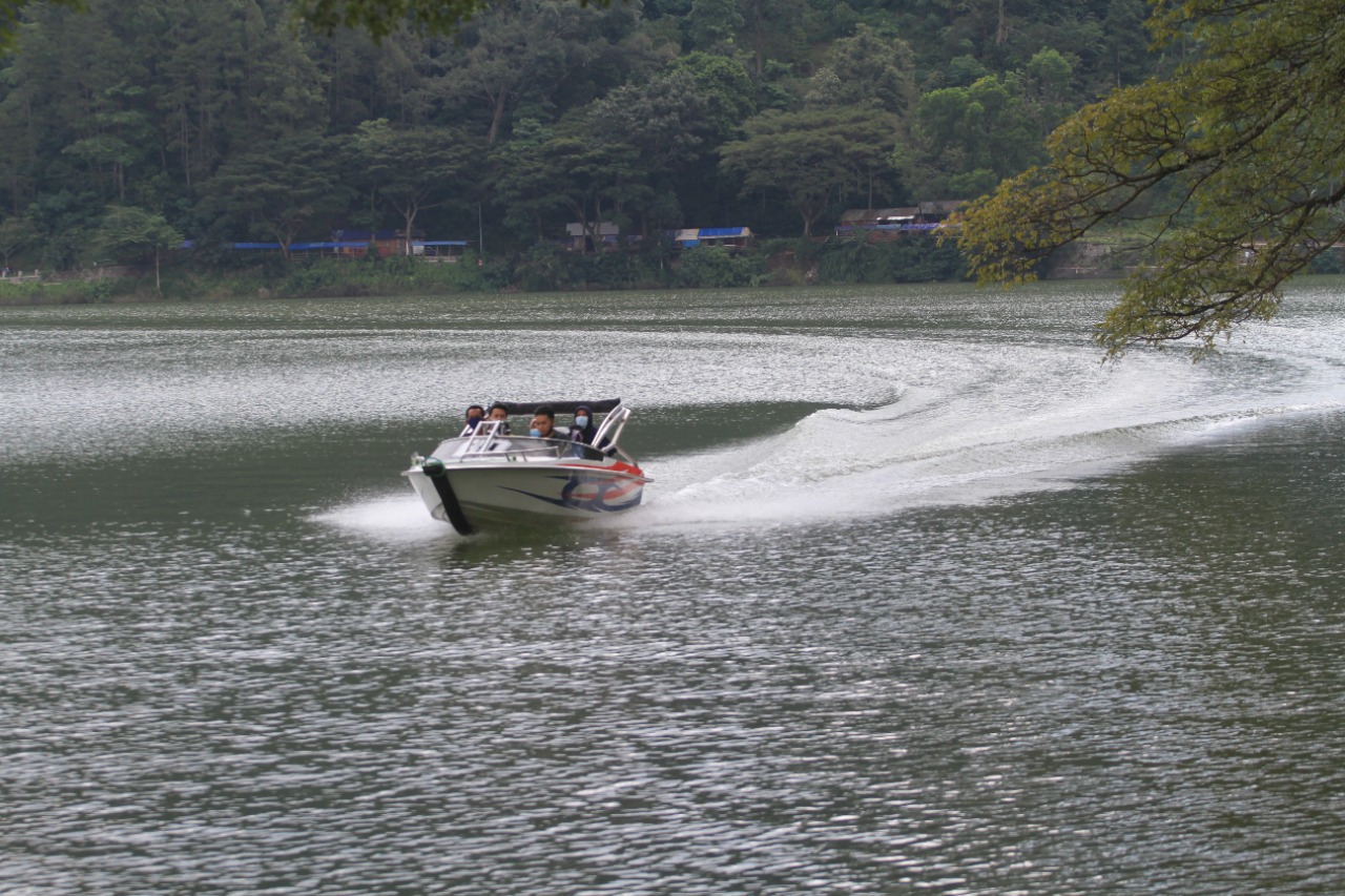 Selama Libur Lebaran, Telaga Ngebel Ponorogo Sukses Datangkan PAD Ratusan Juta