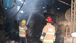 Gudang Penyimpanan Bulu di Kandangan Terbakar Diduga Akibat Percikan Api Tungku