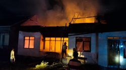 Listrik Padam, Lilin Tumpah, Rumah Warga di Puncu Kediri Hangus Terbakar
