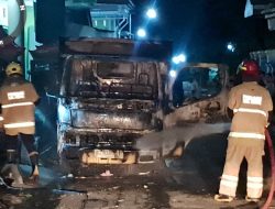 Diduga Korsleting Listrik, Truk Colt Diesel Terbakar di Gurah Kediri