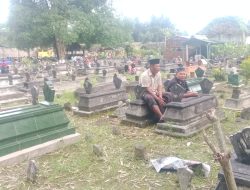 Warga Desa Jemekan Gelar Tahlil Akbar di Makam Leluhur