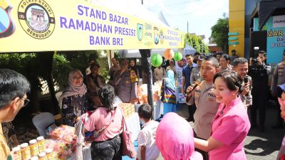 Bazar Ramadan Presisi Polres Kediri Ludes Diserbu Warga