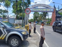 Didominasi Kendaraan Luar Daerah, Arus Kediri–Blitar Padat Merayap